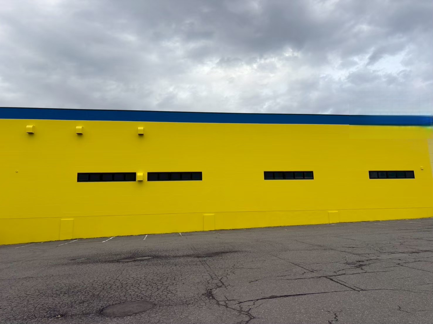 LINE_ALBUM_ミツカン 関東物流棟外壁補修工事_260120_1